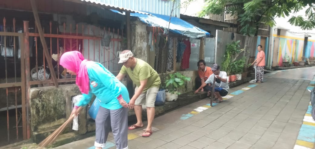 Penunjang Foto KERJA BAKTI KELURAHAN MELAYU BARU - 2